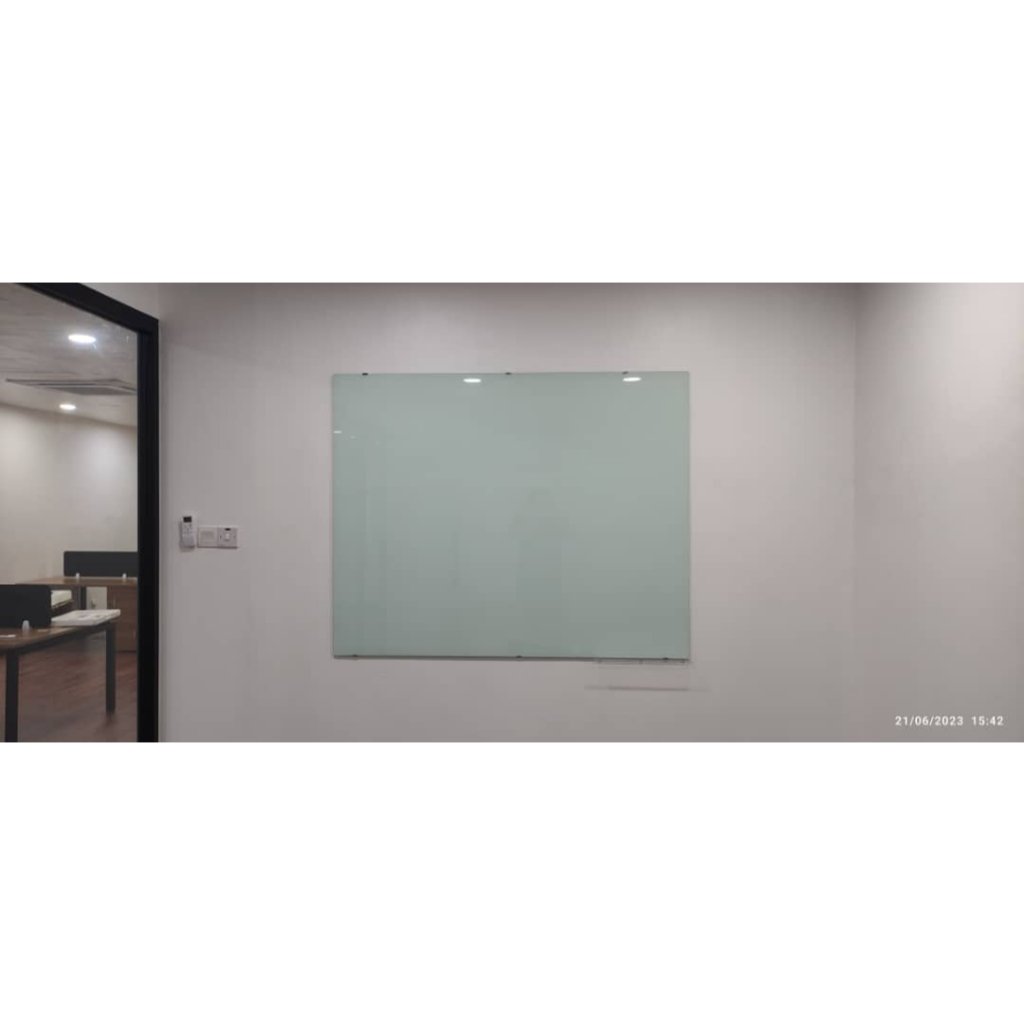 Magnetic Glass Board