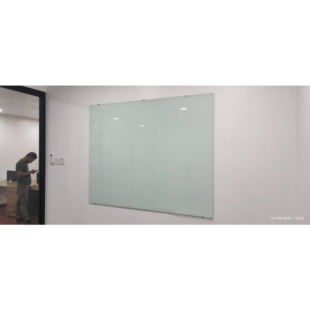 Magnetic Glass Board